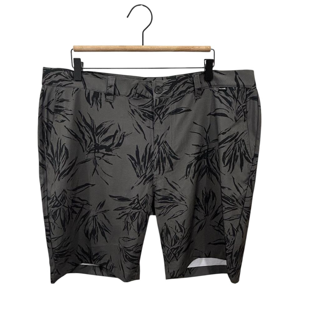 NWT Travis Mathew You Won't Gray Pinstripe Tropical Stretch Golf Shorts Size 38